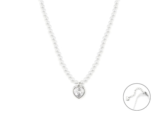 Collana di perle con ciondolo cuore