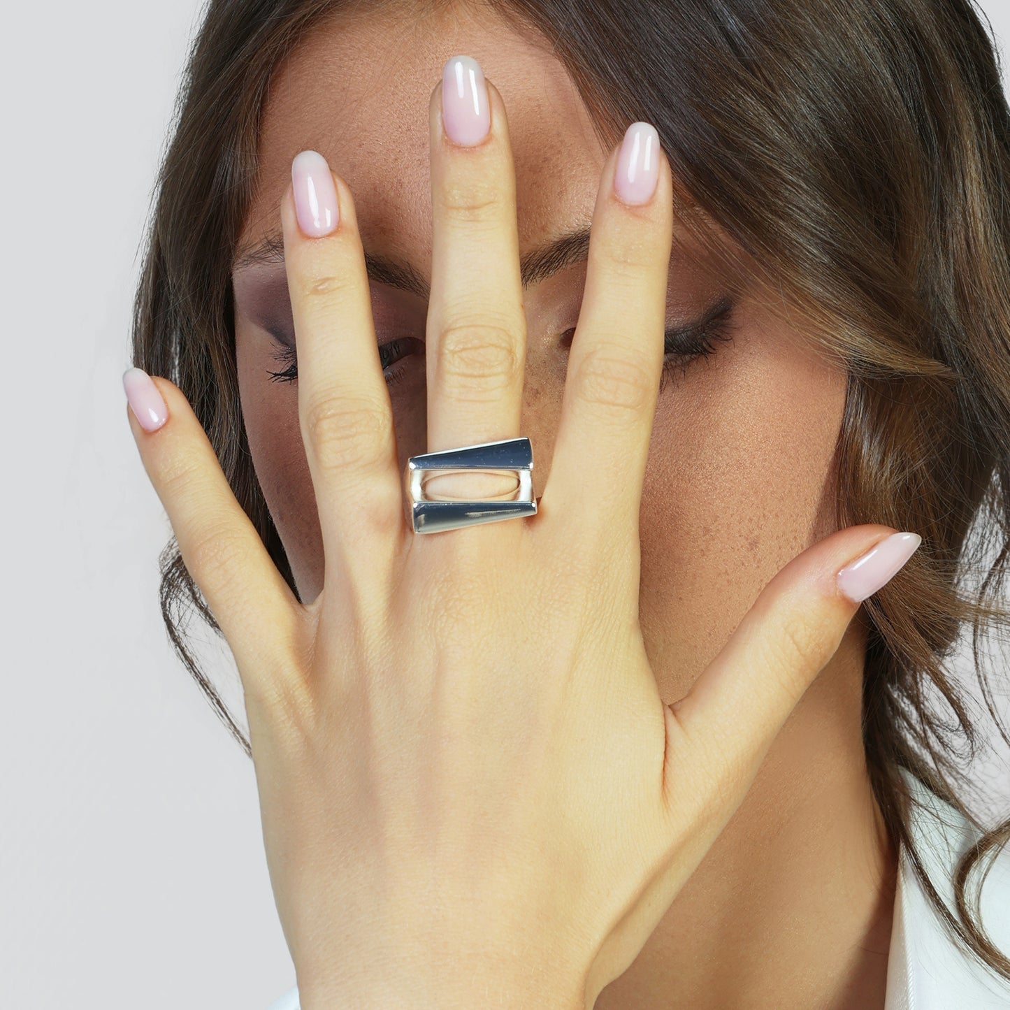 Anello design argentato